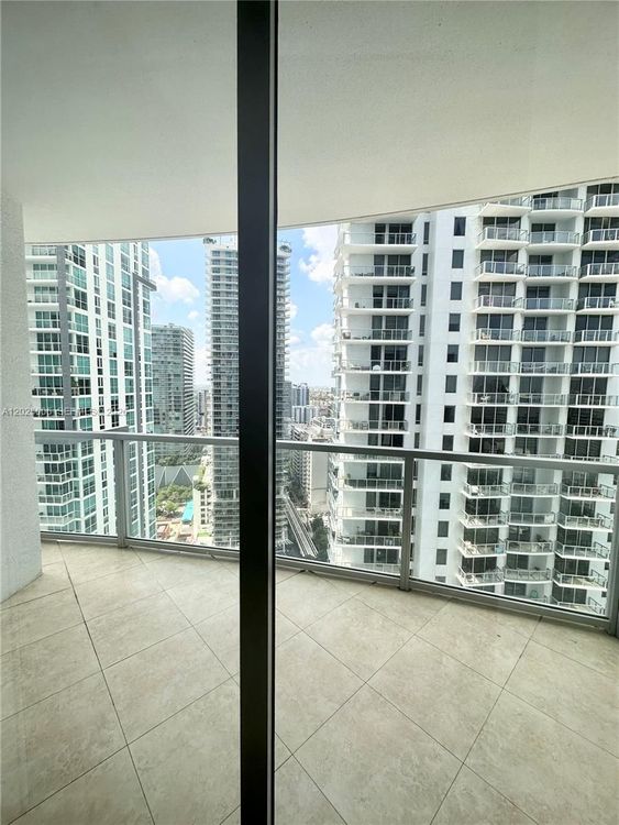 Avenue 1060 Brickell #2515 image #6