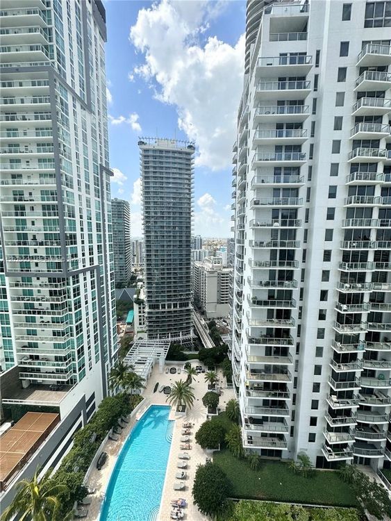 Avenue 1060 Brickell #2515 image #8