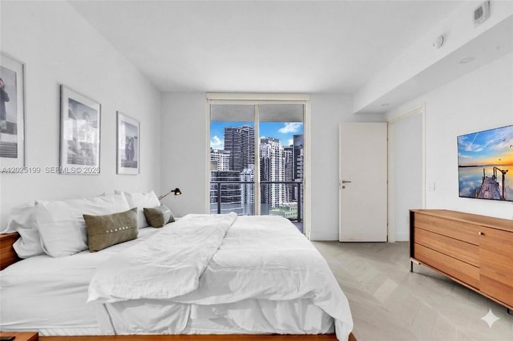 Brickell House #3408 image #17