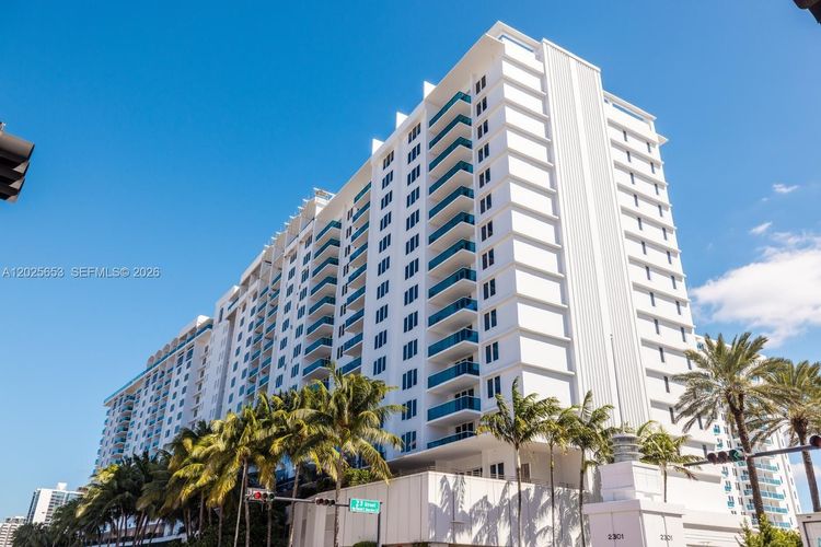 Roney Palace #519 image #19