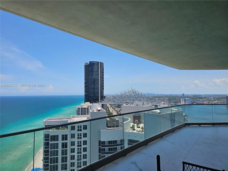 Residences by Armani Casa #3504 image #11