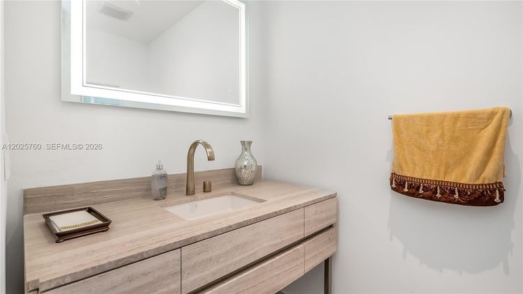 Residences by Armani Casa #3504 image #27