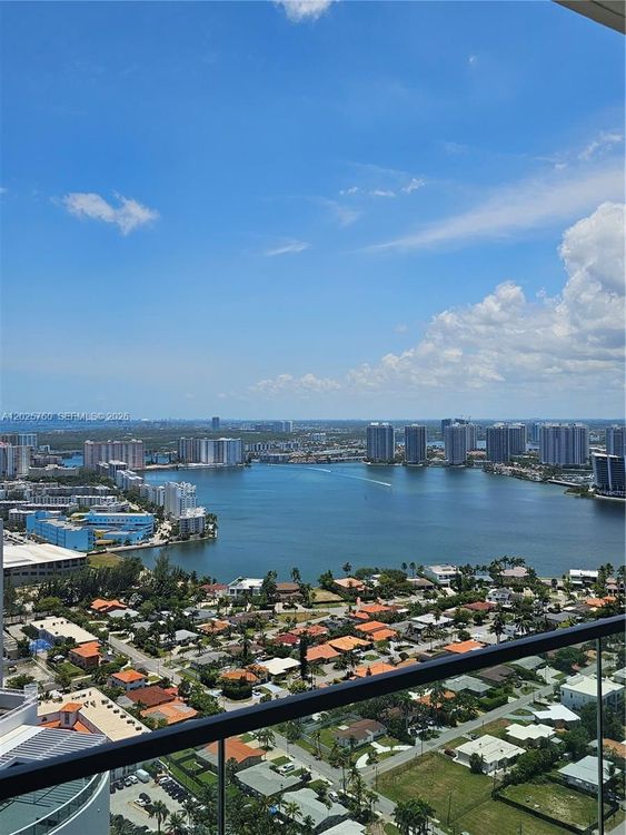 Residences by Armani Casa #3504 image #39