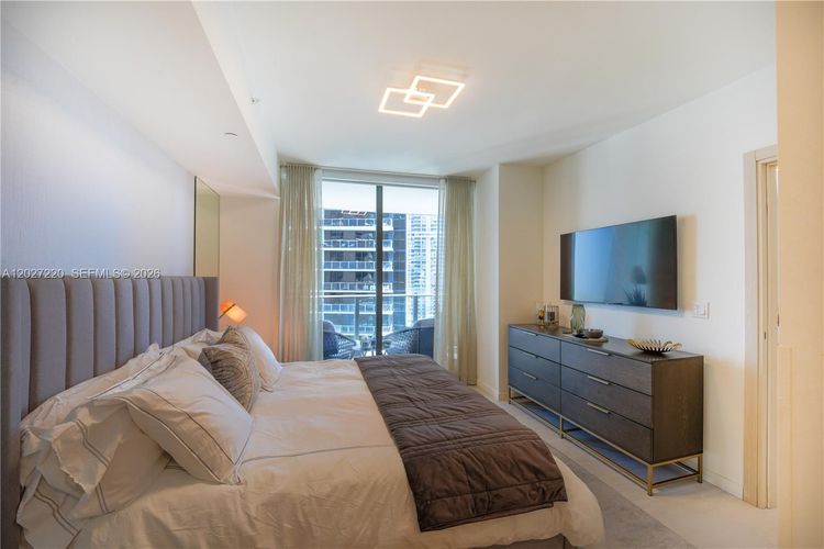 Brickell Flatiron #3705 image #21
