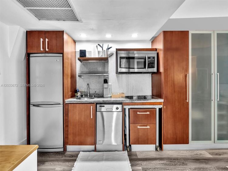 Congress Hotel - Strand Condo #C203 image #8