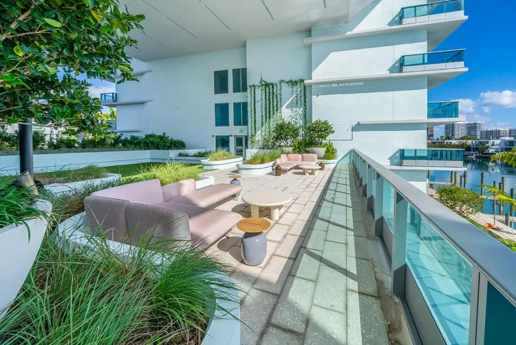 La Baia South image #13