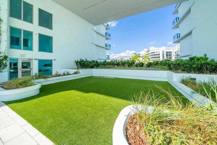 La Baia South image #15