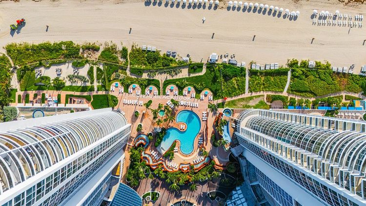 Trump Royale image #6