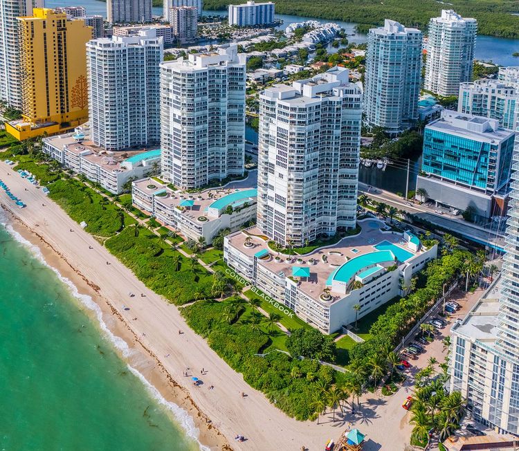 Oceania III image #2