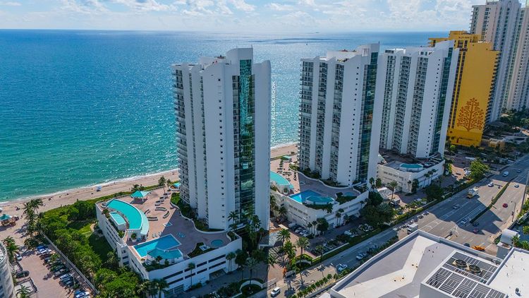 Oceania III image #3