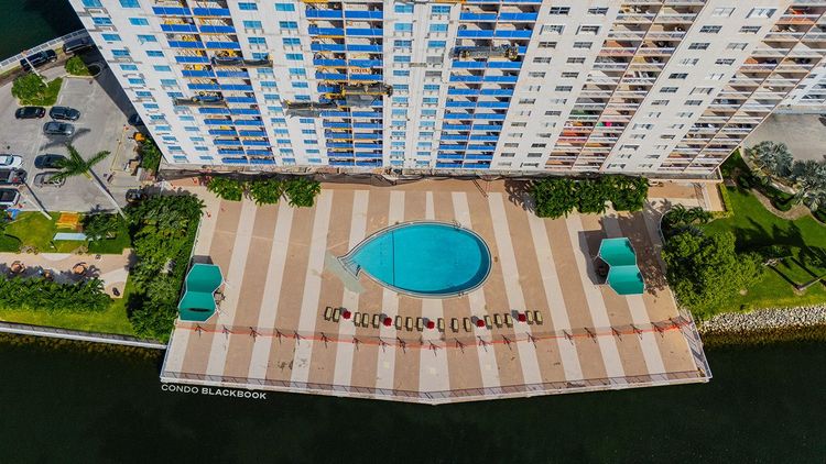 Coastal Towers image #6