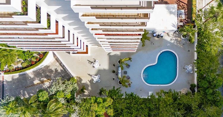 Granada Park image #6