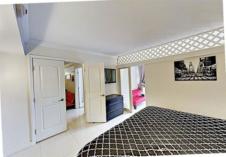 Ocean Manor #805 image #14