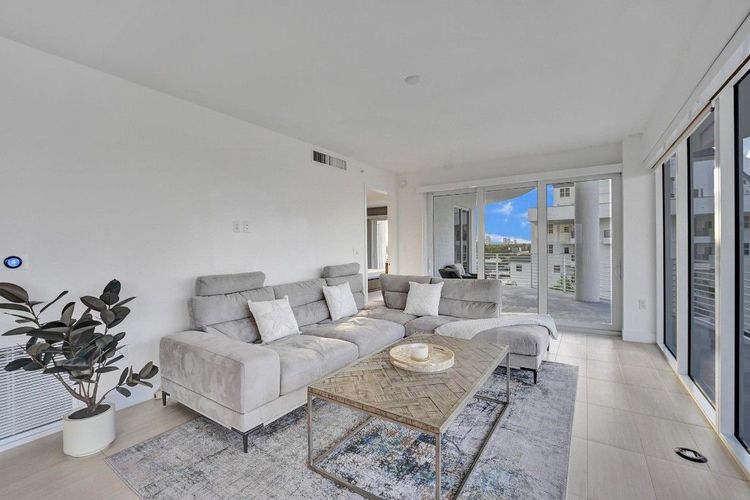 The Wave on Bayshore #501 image #17