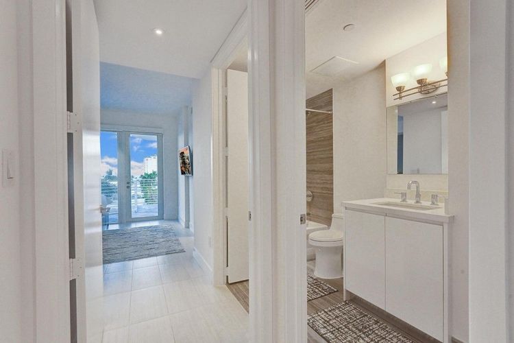 The Wave on Bayshore #501 image #25