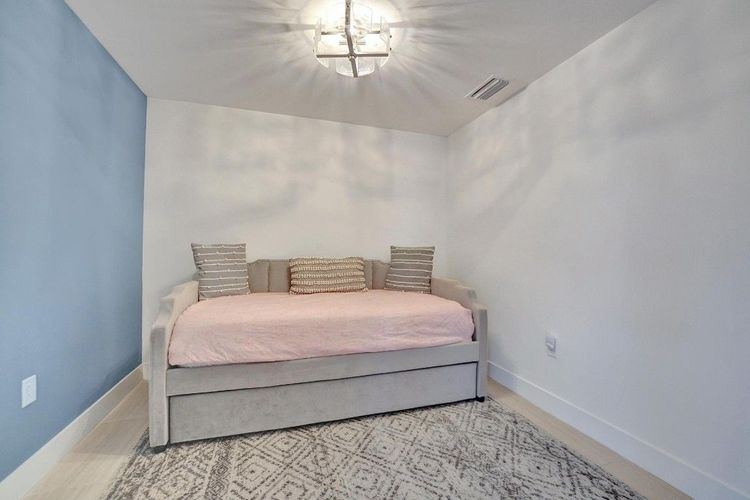 The Wave on Bayshore #501 image #34