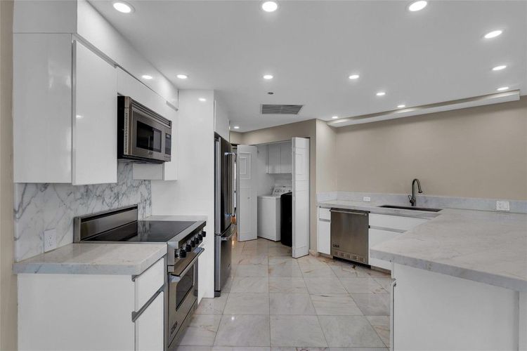 Williams Island 4000 #2607 image #14