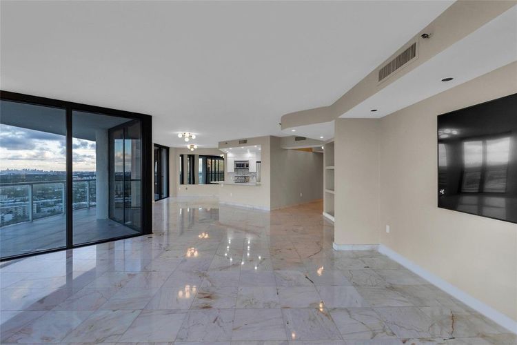 Williams Island 4000 #2607 image #7