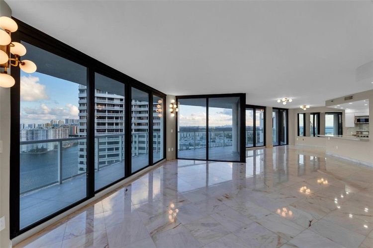 Williams Island 4000 #2607 image #8