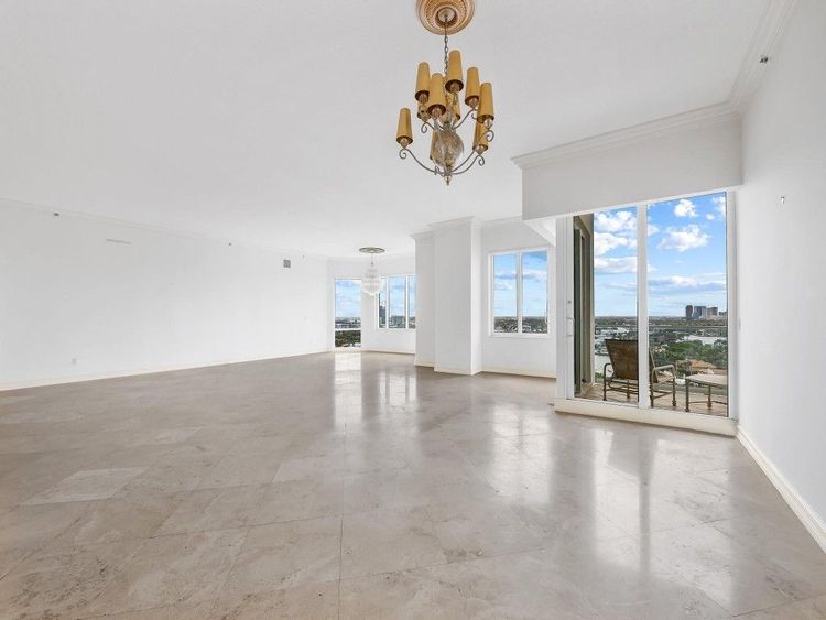 Harbourage Place #1802 image #12