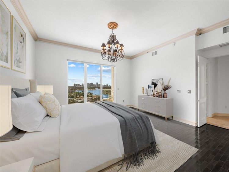 Harbourage Place #1802 image #21
