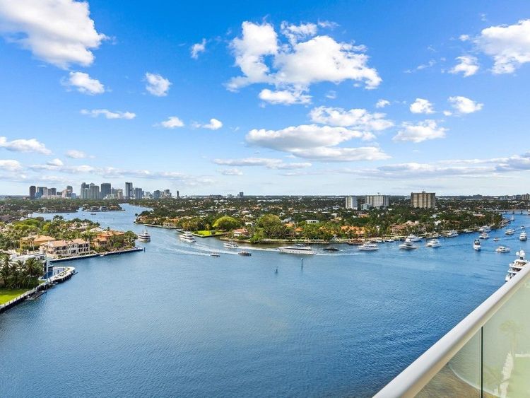 Harbourage Place #1802 image #25