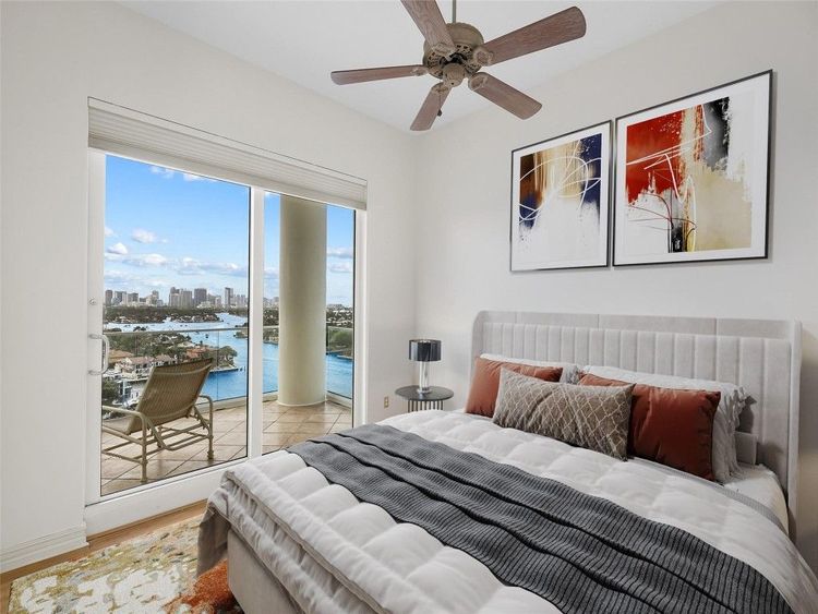 Harbourage Place #1802 image #31