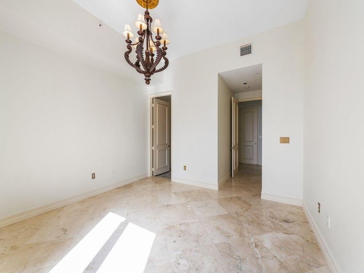 Harbourage Place #1802 image #47
