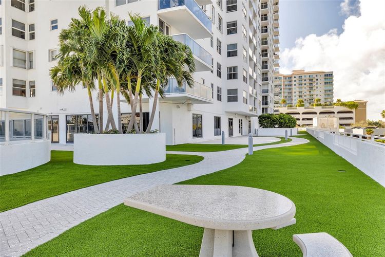 Berkley South #9C image #32