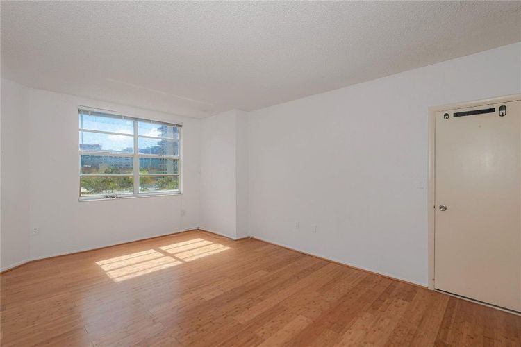 The Hemispheres #2E image #26