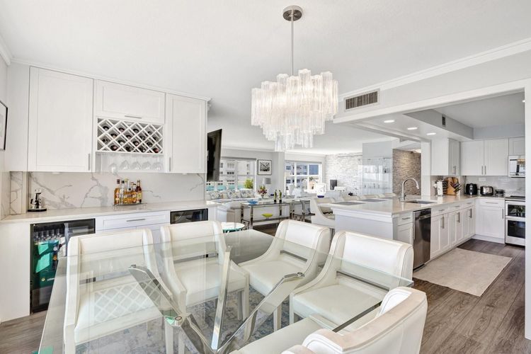 Playa Del Mar #401 image #9