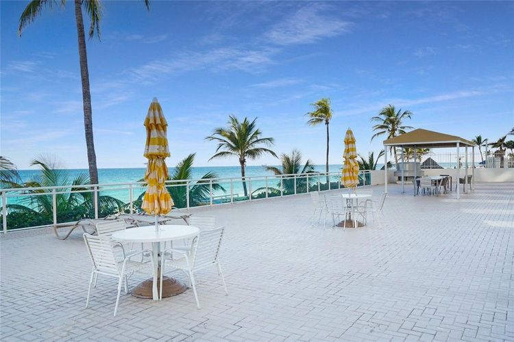 Playa Del Mar #414 image #61