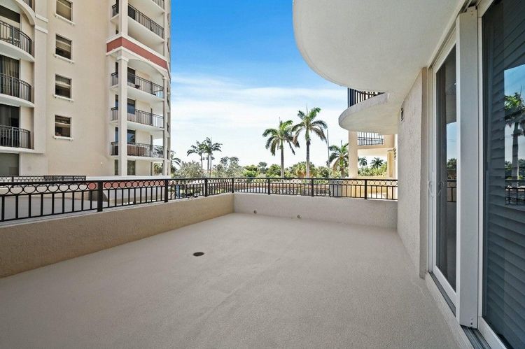 The Vue #201 image #22