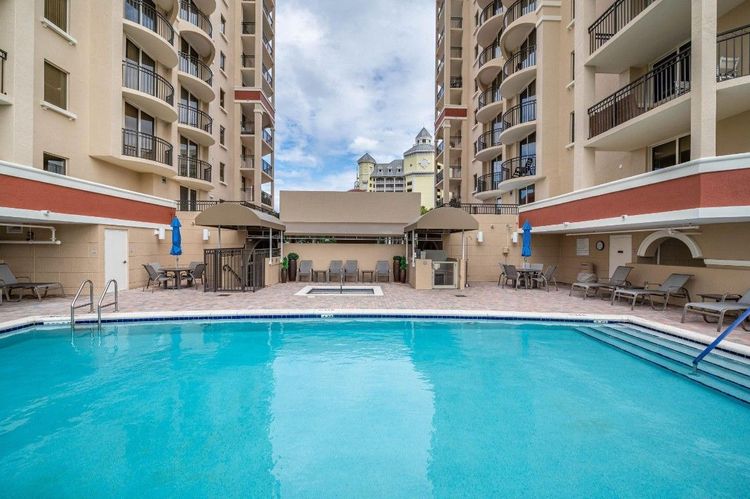 The Vue #201 image #41