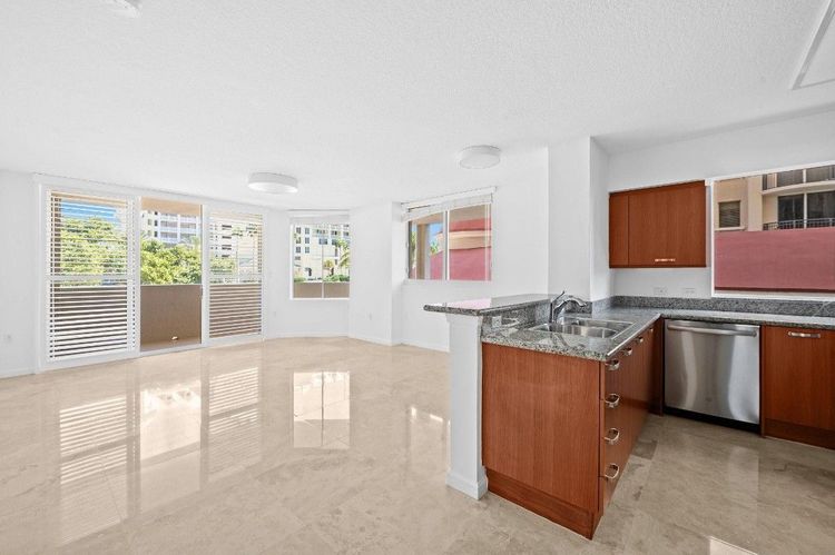 The Vue #201 image #8