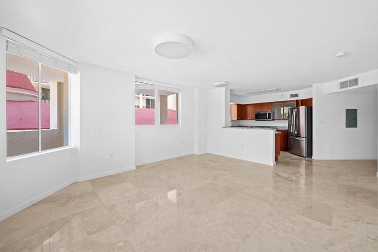 The Vue #201 image #9