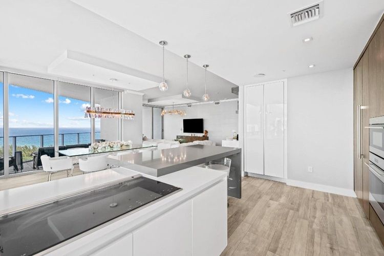 Paramount Fort Lauderdale #1106 image #11