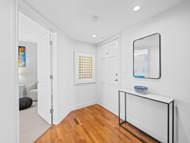 Sunrise Tower #12F image #15