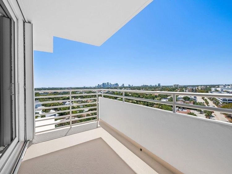 Sunrise Tower #12F image #7