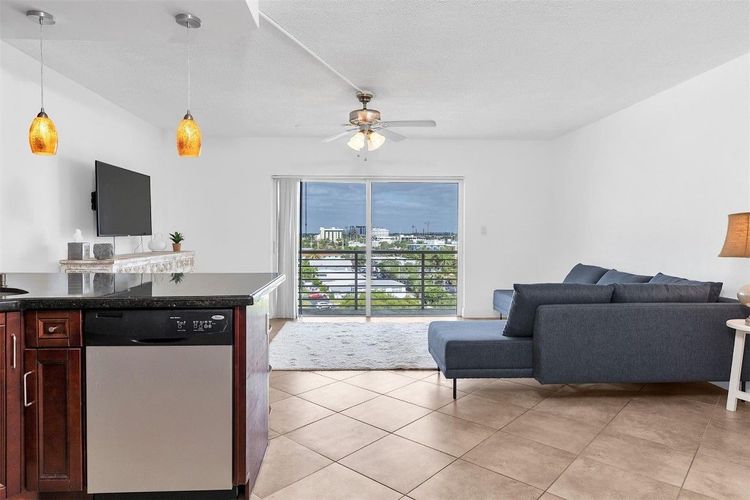 Lauderdale Tower #8E image #10