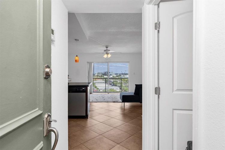 Lauderdale Tower #8E image #27