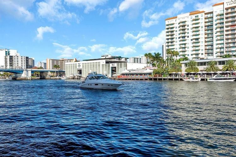 Lauderdale Tower #8E image #30