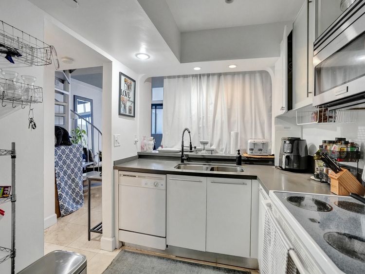 The Venetia #T4(704) image #14