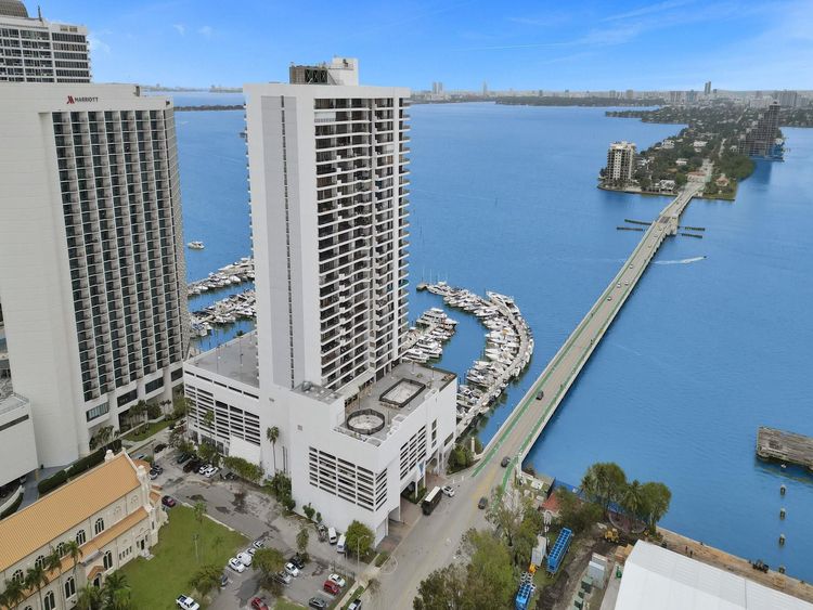 The Venetia #T4(704) image #23