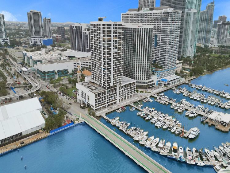 The Venetia #T4(704) image #25