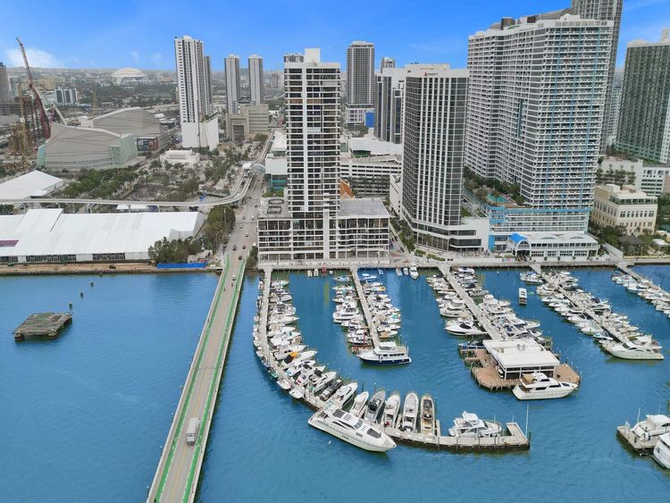 The Venetia #T4(704) image #27