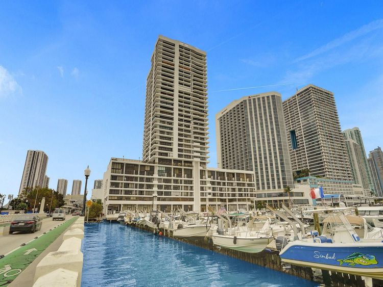 The Venetia #T4(704) image #34