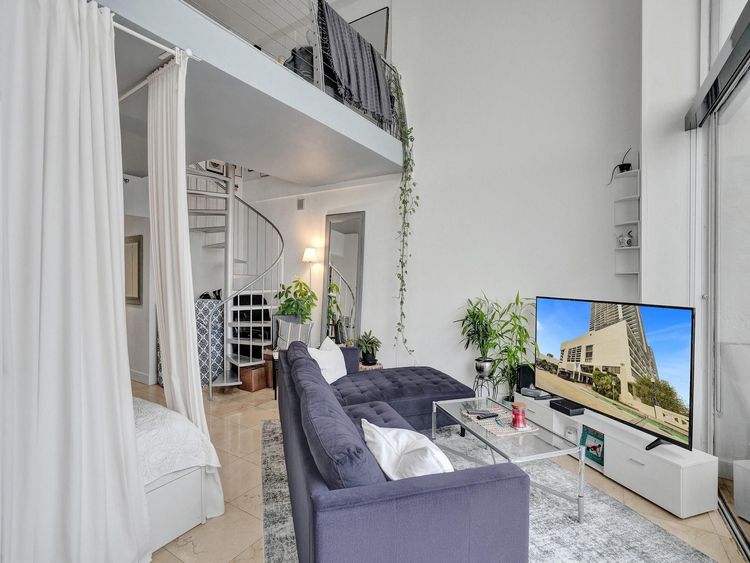 The Venetia #T4(704) image #6