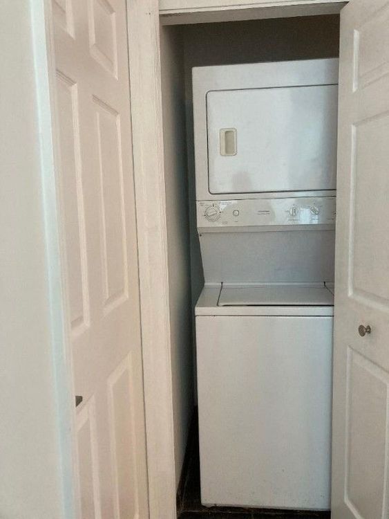 1800 Biscayne Plaza #502 image #12