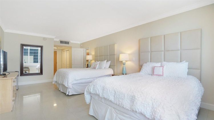 Ocean Manor #1015 image #23